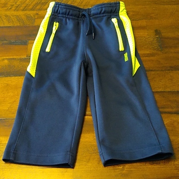 OshKosh B'gosh pants - Picture 1 of 4